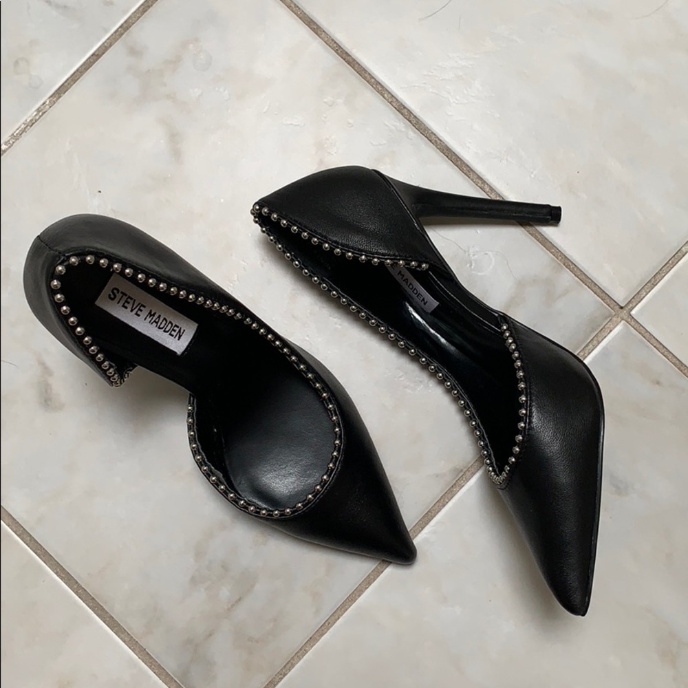 Steve Madden pump